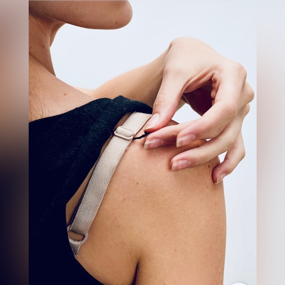 MM LaFleur The Lydia Sheath Dress w Twisted Shoulders in Galaxy Blue - Picture 10 of 12